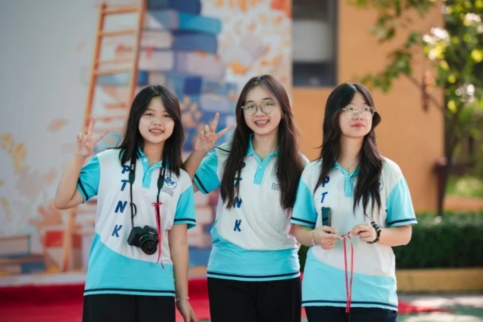 Trường Phổ thông Năng khiếu công bố đề, đáp án minh họa thi lớp 10 Trường Phổ thông Năng khiếu công bố đề, đáp án minh họa thi lớp 10