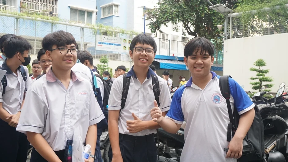 Trường Phổ thông Năng khiếu công bố đề thi minh hoạ vào lớp 10 Trường Phổ thông Năng khiếu công bố đề thi minh hoạ vào lớp 10