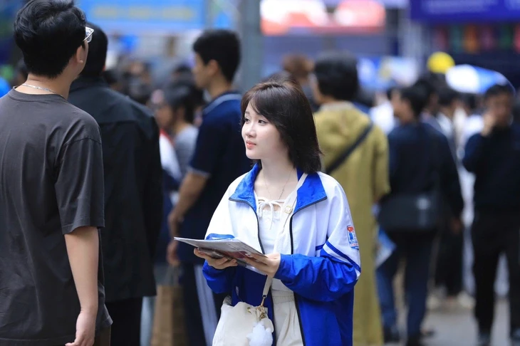 Trường quân đội, công an năm nay tuyển sinh thế nào? Học lực trung bình có thể học trí tuệ nhân tạo? Trường quân đội, công an năm nay tuyển sinh thế nào? Học lực trung bình có thể học trí tuệ nhân tạo?