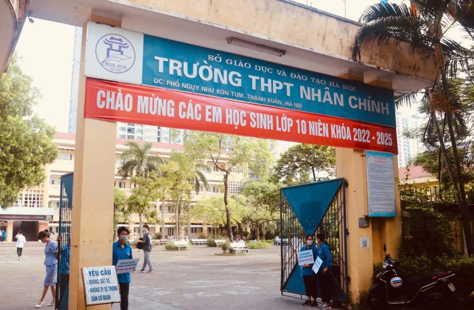 Trường THPT lấy điểm cao nhất khu Thanh Xuân, Hà Nội đang đập đi xây lại, học sinh sắp tới sẽ được học trường mới cực xịn! Trường THPT lấy điểm cao nhất khu Thanh Xuân, Hà Nội đang đập đi xây lại, học sinh sắp tới sẽ được học trường mới cực xịn!