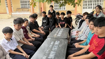Trượt lớp 10, trường nghề cách 30km, hàng trăm học sinh ở Đắk Lắk gặp khó