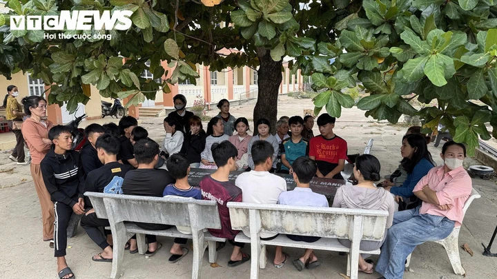 Trượt lớp 10, trường nghề cách 30km, hàng trăm học sinh ở Đắk Lắk gặp khó Trượt lớp 10, trường nghề cách 30km, hàng trăm học sinh ở Đắk Lắk gặp khó
