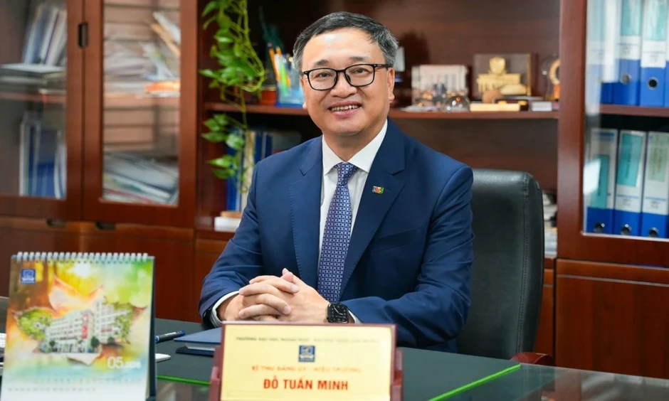 TS Đỗ Tuấn Minh làm Hiệu trưởng Trường Đại học Ngoại ngữ TS Đỗ Tuấn Minh làm Hiệu trưởng Trường Đại học Ngoại ngữ