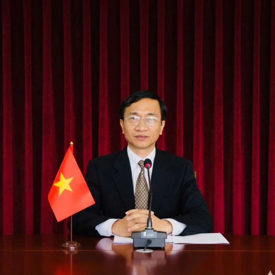 TS Hoàng Ngọc Vinh: Không thể để một kỳ thi quyết định tương lai của trẻ TS Hoàng Ngọc Vinh: Không thể để một kỳ thi quyết định tương lai của trẻ