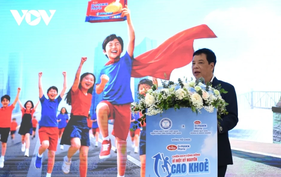 TS.BS Trương Hồng Sơn: Tầm vóc người Việt vẫn còn quá thấp so với thế giới TS.BS Trương Hồng Sơn: Tầm vóc người Việt vẫn còn quá thấp so với thế giới