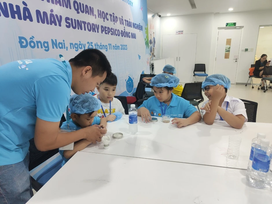 Từ bài học về nước sạch đến hành động vì sức khỏe học đường Từ bài học về nước sạch đến hành động vì sức khỏe học đường