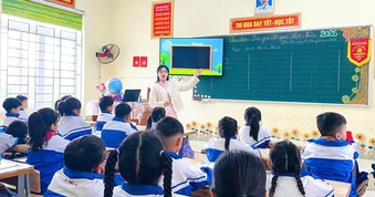 Từ giảng đường đến nghị trường