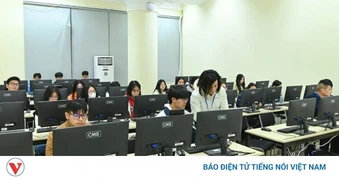 Từ năm 2027 thi tốt nghiệp trên máy: Lộ trình đã có, nhưng hạ tầng có theo kịp?
