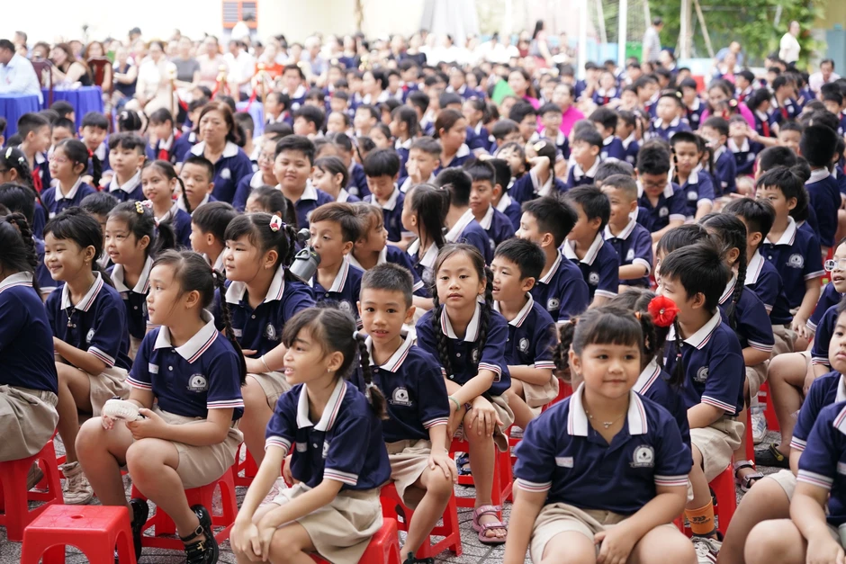 Từ ngôi trường 'phụ huynh không mặn mà' đến trường đạt chuẩn quốc gia