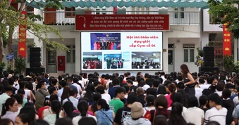 Tư vấn lựa chọn tổ hợp môn học theo định hướng nghề nghiệp