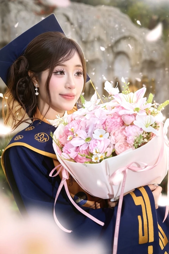 Từng bị gia đình lo vì chọn ngành 'lạ', nữ sinh 2K4 chứng minh sau 4 năm Từng bị gia đình lo vì chọn ngành 'lạ', nữ sinh 2K4 chứng minh sau 4 năm
