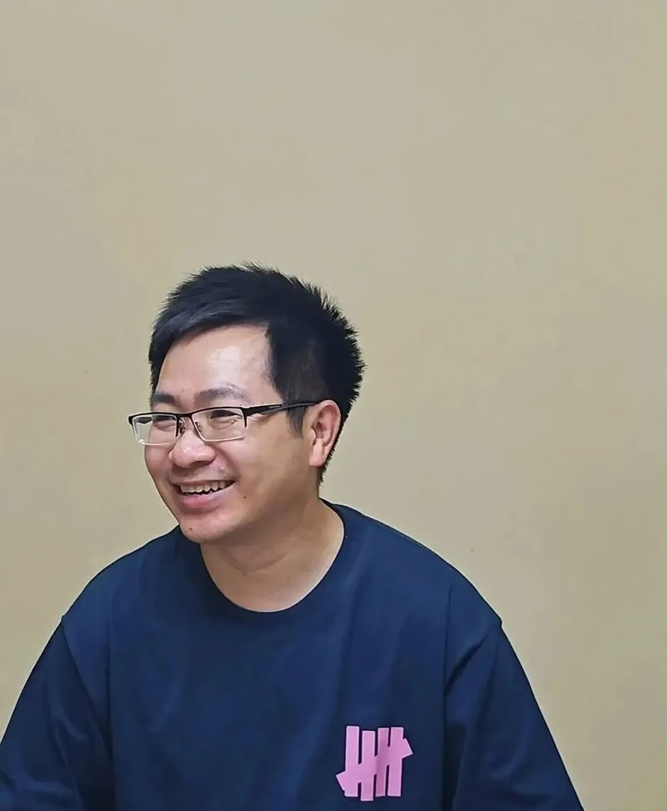 Từng mua 3 căn nhà nhờ nghề dạy thêm, 38 tuổi vẫn thi lại để học ngành Y Từng mua 3 căn nhà nhờ nghề dạy thêm, 38 tuổi vẫn thi lại để học ngành Y