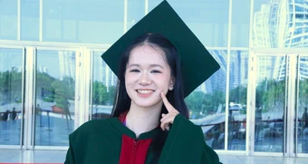Từng trượt nguyện vọng 1 đại học, nữ sinh trở thành thủ khoa, trúng tuyển Big 4