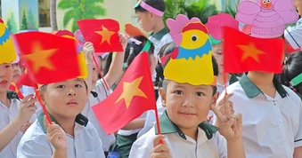 Tuyển sinh đầu cấp TP.HCM: Phân tuyến lớp 1, lớp 6 theo tiêu chí nào?