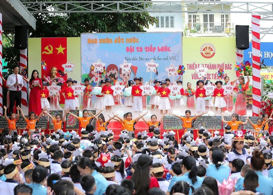 Tuyển sinh đầu cấp TP.HCM: Phân tuyến lớp 1, lớp 6 theo tiêu chí nào?