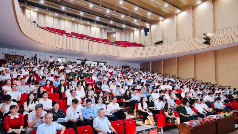 Tuyển sinh giáo dục nghề nghiệp không thể đi một mình Tuyển sinh giáo dục nghề nghiệp không thể đi một mình