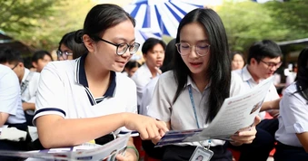 UBND TPHCM yêu cầu siết chặt kiểm tra, giám sát các cơ sở đào tạo sức khỏe, du lịch, ngoại ngữ