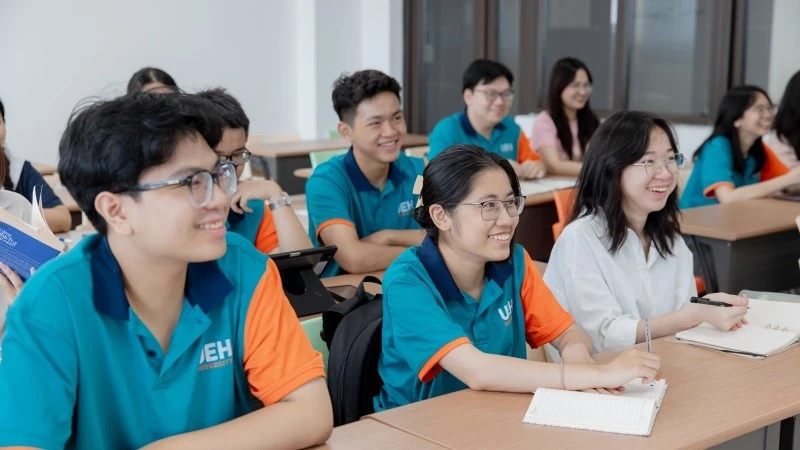UEH công bố ngưỡng bảo đảm chất lượng đầu vào đại học chính quy 2026 UEH công bố ngưỡng bảo đảm chất lượng đầu vào đại học chính quy 2026