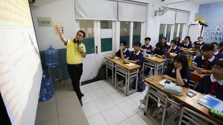 Vì sao bắt buộc phải học hết bậc THCS? Vì sao bắt buộc phải học hết bậc THCS?