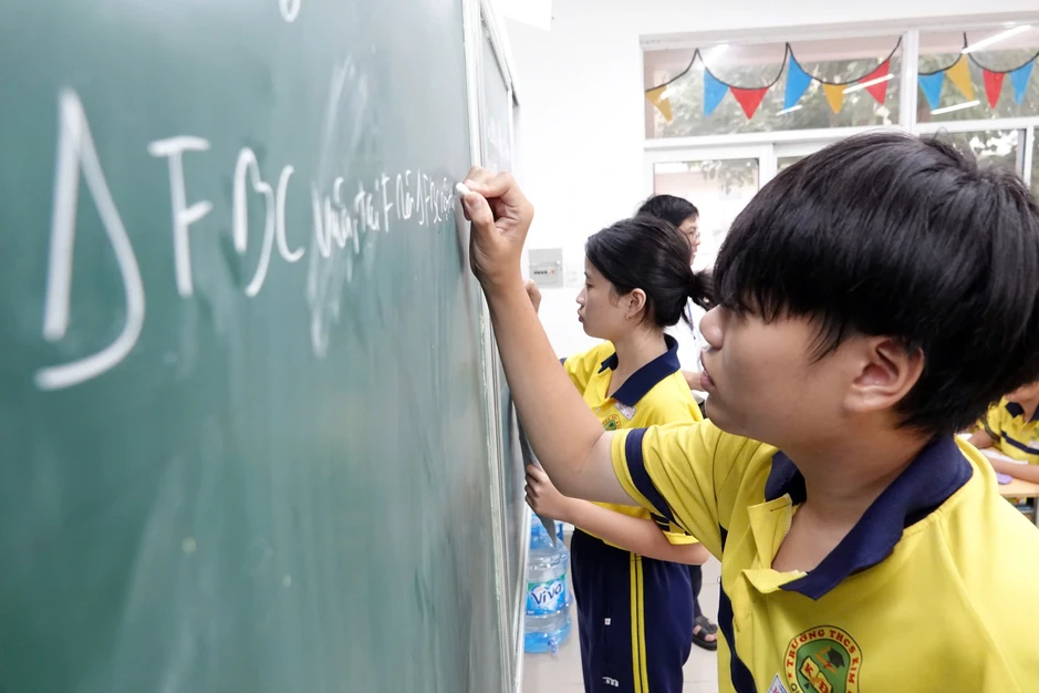 Vì sao học toán nhiều nhưng học sinh VN yếu phân tích dữ liệu? Vì sao học toán nhiều nhưng học sinh VN yếu phân tích dữ liệu?