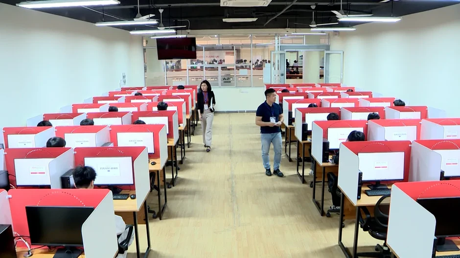 Vì sao sai 9 câu vẫn đạt gần 100 điểm trong kỳ thi TSA? Vì sao sai 9 câu vẫn đạt gần 100 điểm trong kỳ thi TSA?