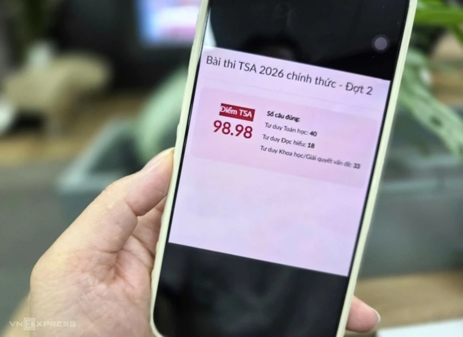 Vì sao thủ khoa thi TSA sai 9 câu vẫn đạt 98,98 điểm?
