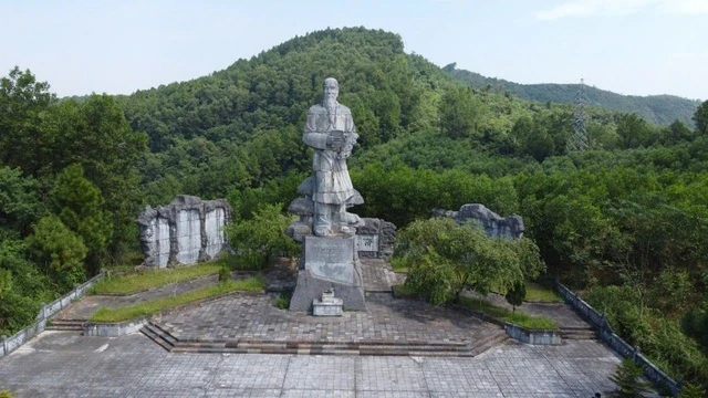 Việt Nam có một nhân vật được nhân dân suy tôn là "Y thánh", UNESCO công nhận là Danh nhân văn hóa thế giới Việt Nam có một nhân vật được nhân dân suy tôn là "Y thánh", UNESCO công nhận là Danh nhân văn hóa thế giới
