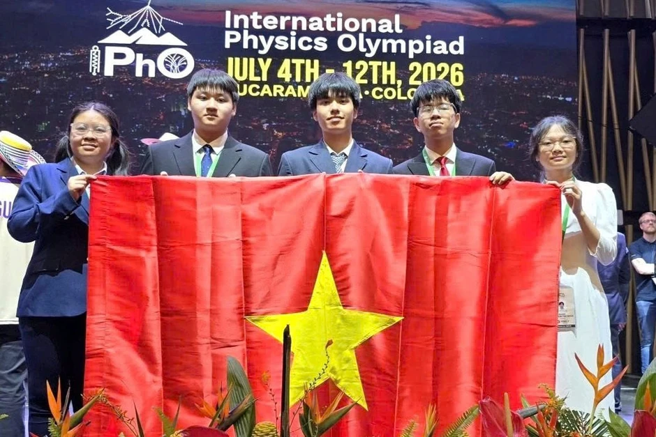 Việt Nam giành 4 Huy chương Vàng Olympic Vật lý quốc tế năm 2026 Việt Nam giành 4 Huy chương Vàng Olympic Vật lý quốc tế năm 2026