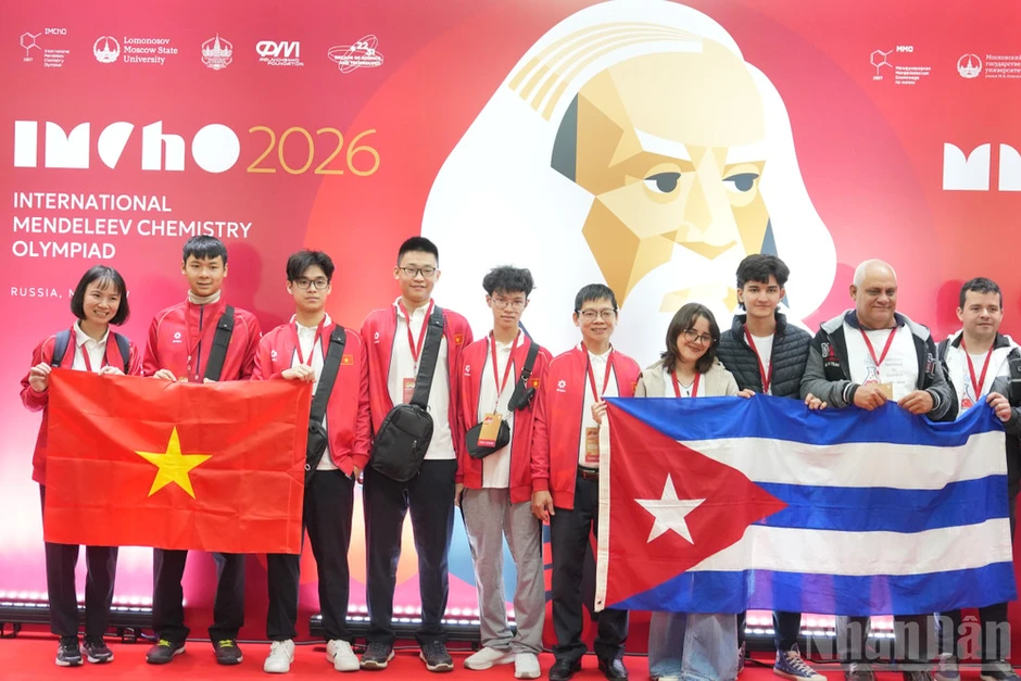Việt Nam tham dự kỳ thi Olympic Hóa học quốc tế Mendeleev tại Nga Việt Nam tham dự kỳ thi Olympic Hóa học quốc tế Mendeleev tại Nga