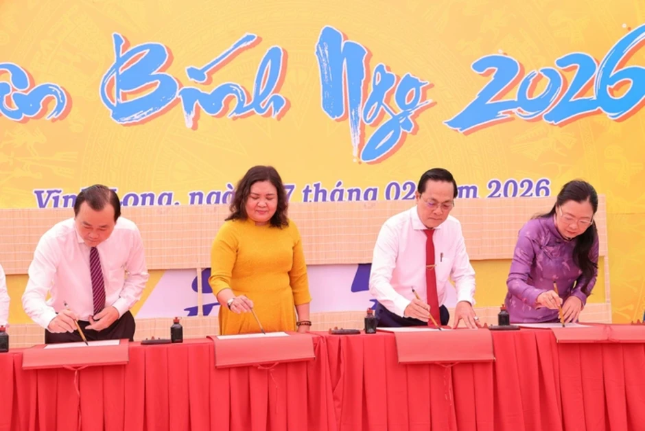 Vĩnh Long tổ chức lễ khai bút đầu xuân tại Khu tưởng niệm Thủ tướng Võ Văn Kiệt Vĩnh Long tổ chức lễ khai bút đầu xuân tại Khu tưởng niệm Thủ tướng Võ Văn Kiệt