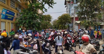 Vụ 25 ca nghi ngộ độc thực phẩm: Trường dừng bán trú, học trực tiếp 1 buổi sáng