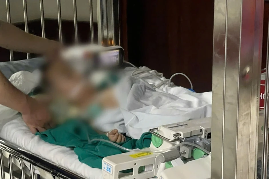Vụ bé trai hôn mê sau buổi học: Đề nghị tạm dừng hoạt động cơ sở can thiệp Vụ bé trai hôn mê sau buổi học: Đề nghị tạm dừng hoạt động cơ sở can thiệp