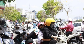 Vụ nghi ngộ độc tại Trường Tiểu học Đặng Thuỳ Trâm: Phụ huynh phản ánh trường chậm thông tin