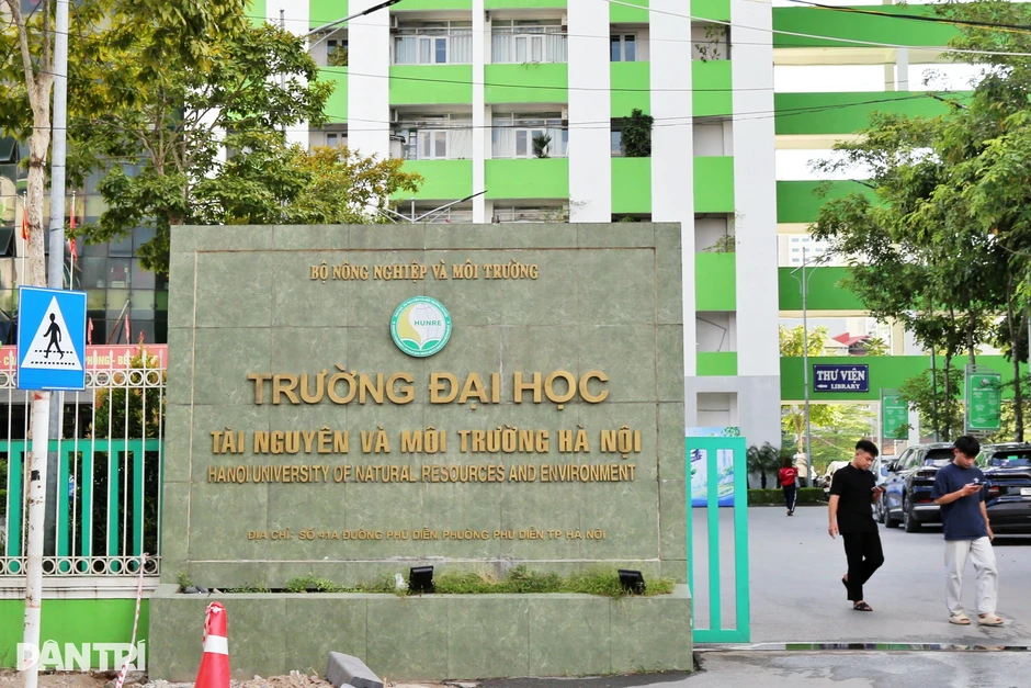 Vụ sinh viên phải nộp đoàn phí cao bất thường: Cần làm rõ tổng tiền đã thu Vụ sinh viên phải nộp đoàn phí cao bất thường: Cần làm rõ tổng tiền đã thu