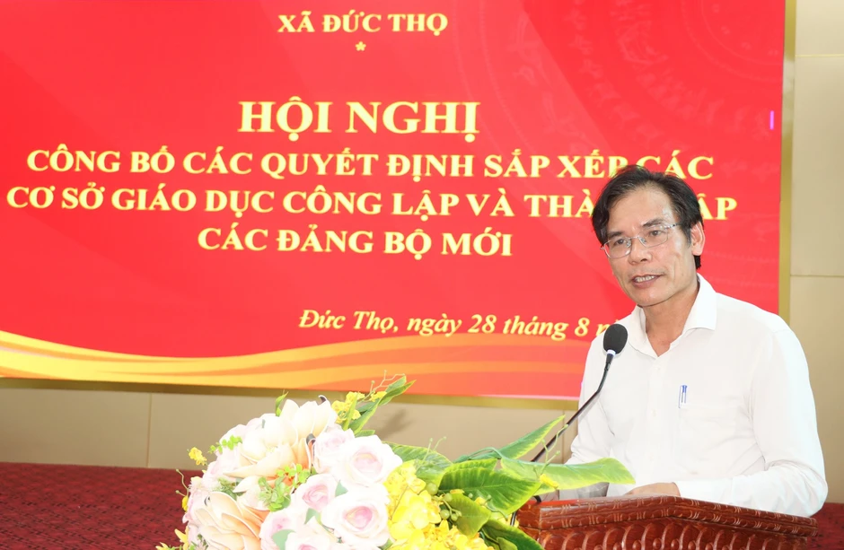 Vụ thầy giáo xin không nhận chức hiệu trưởng: Tỉnh Hà Tĩnh ra quyết định mới Vụ thầy giáo xin không nhận chức hiệu trưởng: Tỉnh Hà Tĩnh ra quyết định mới