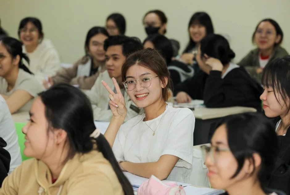 Vừa trở lại giảng đường, sinh viên đã nhận lịch nghỉ Tết Nguyên đán 2027 Vừa trở lại giảng đường, sinh viên đã nhận lịch nghỉ Tết Nguyên đán 2027