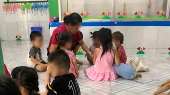 Xác minh vụ bảo mẫu có dấu hiệu bạo hành trẻ mầm non