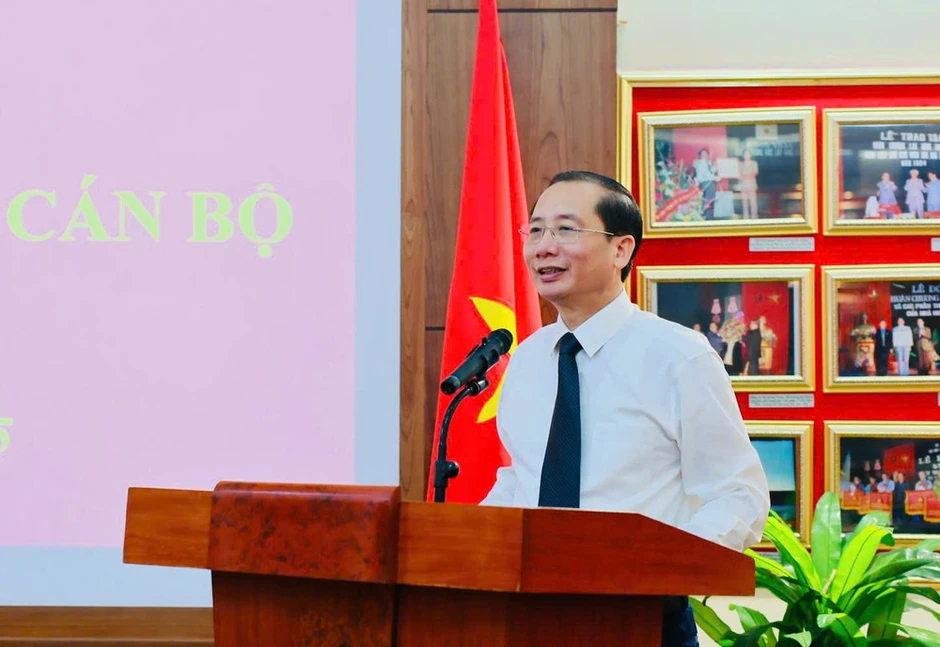 Xây dựng nền quản trị quốc gia hiện đại từ đào tạo và tư vấn chính sách công Xây dựng nền quản trị quốc gia hiện đại từ đào tạo và tư vấn chính sách công