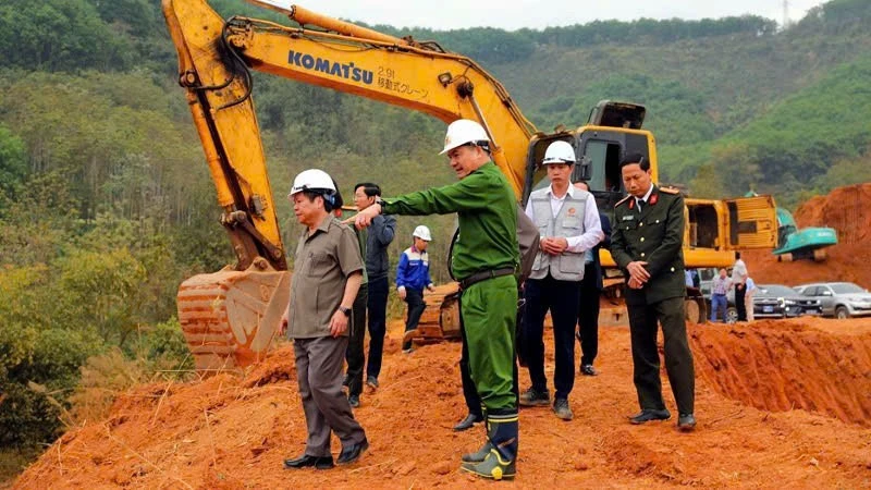 Xây trường nơi biên cương Tổ quốc