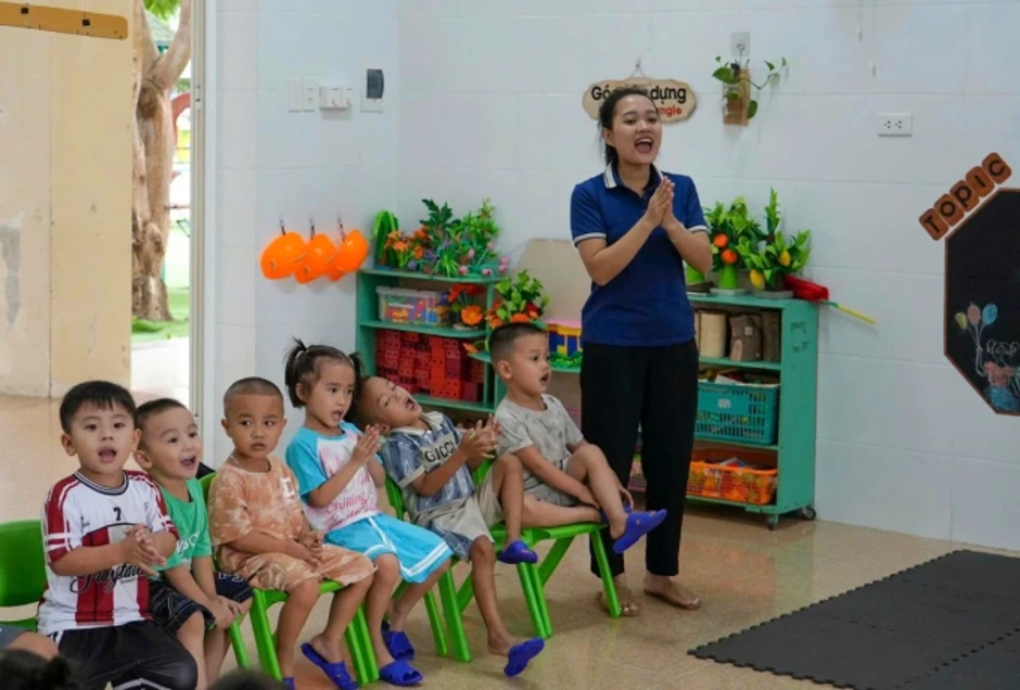 Xem xét thăng hạng cho hàng trăm giáo viên đang 'kẹt' ở hạng III Xem xét thăng hạng cho hàng trăm giáo viên đang 'kẹt' ở hạng III