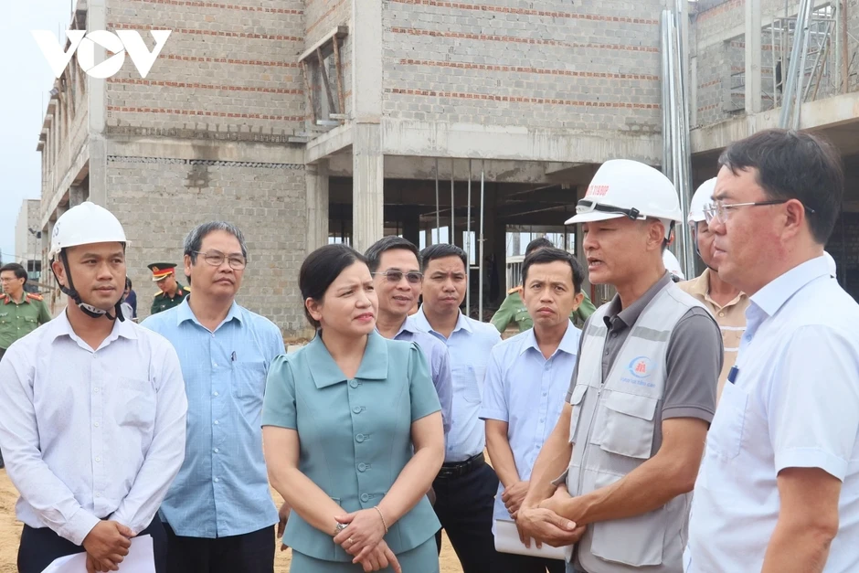 Xuyên lễ xây dựng trường nơi biên giới Quảng Ngãi Xuyên lễ xây dựng trường nơi biên giới Quảng Ngãi