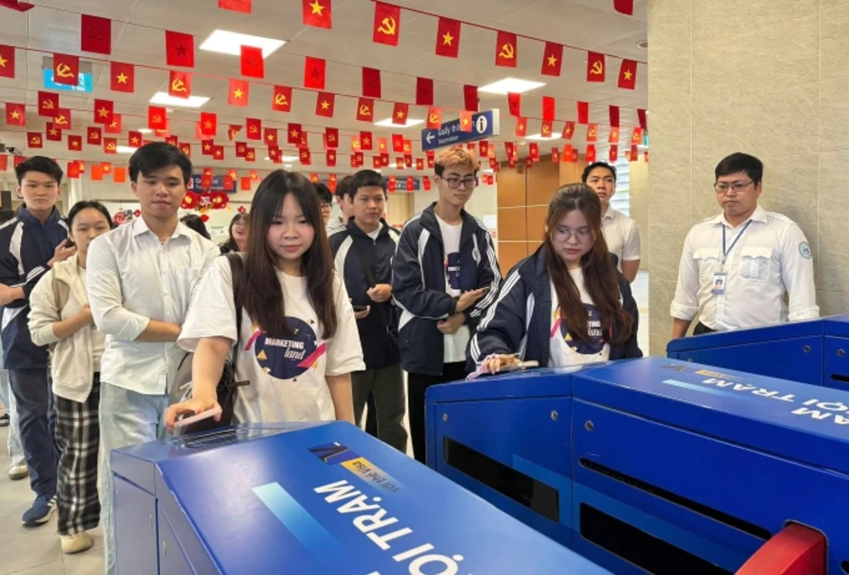 4 tháng giải bài toán vé sinh trắc học cho metro Hà Nội 4 tháng giải bài toán vé sinh trắc học cho metro Hà Nội