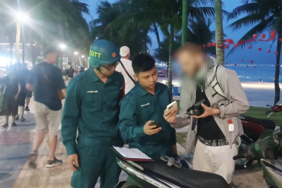 83 chuyến bay bị ảnh hưởng bởi flycam trong một tuần 83 chuyến bay bị ảnh hưởng bởi flycam trong một tuần