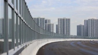 9 km tường chống ồn trên Vành đai 3 xuyên khu đô thị TP HCM