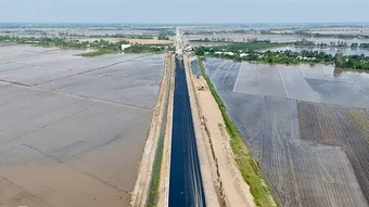 Ba cao tốc lớn phía Nam đang 'chạy nước rút'