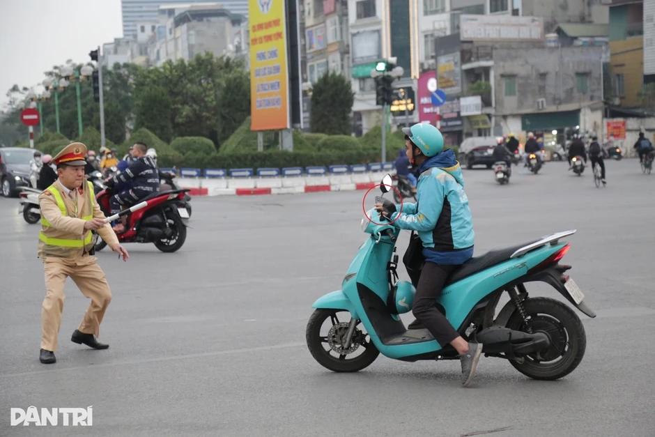 Bãi bỏ Nghị định 100 xử phạt vi phạm giao thông Bãi bỏ Nghị định 100 xử phạt vi phạm giao thông