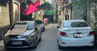 Bị phạt 2,5 triệu đồng vì đỗ ô tô trước cửa nhà mình
