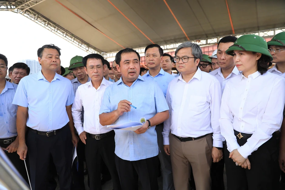 Bí thư Hà Nội chốt hoàn thành mở rộng 21,7km quốc lộ 6 ngay quý I/2027 Bí thư Hà Nội chốt hoàn thành mở rộng 21,7km quốc lộ 6 ngay quý I/2027