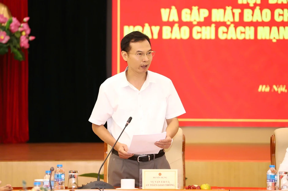 Bộ Xây dựng gỡ nút thắt hạ tầng sạc, thúc đẩy xe điện Bộ Xây dựng gỡ nút thắt hạ tầng sạc, thúc đẩy xe điện
