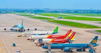 Các hãng hàng không lên phương án phụ thu nhiên liệu trên đường bay quốc tế